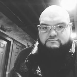 Meet your Posher, Luis